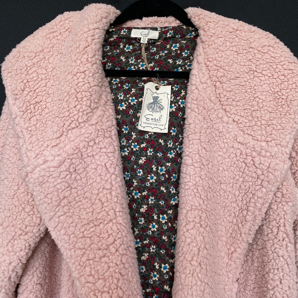 NWT Fluffy, Fuzzy Pink Coat/Jacket w Cute Lining